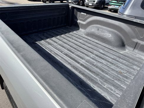 Used 2011 RAM 1500 Classic SLT image 9