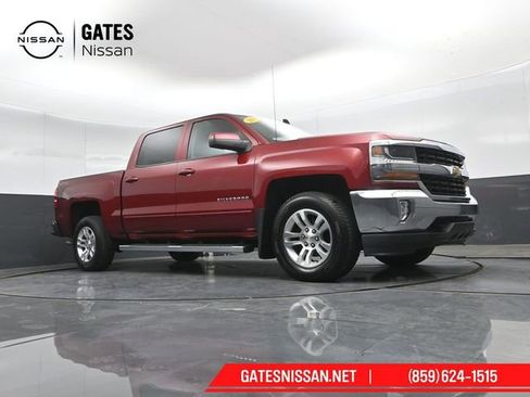 Used 2018 Chevrolet Silverado 1500 LT w/ All Star Edition AWD/4WD image 35