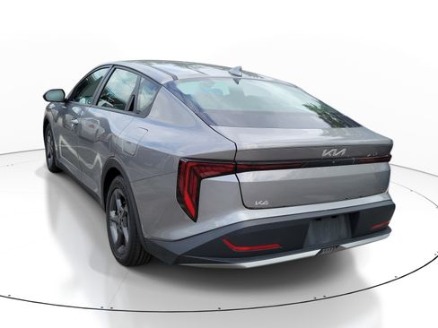 Used 2025 Kia K4 FWD image 4