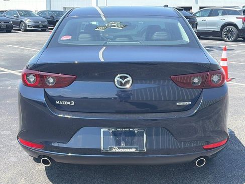 Used 2024 MAZDA MAZDA3 s FWD image 3