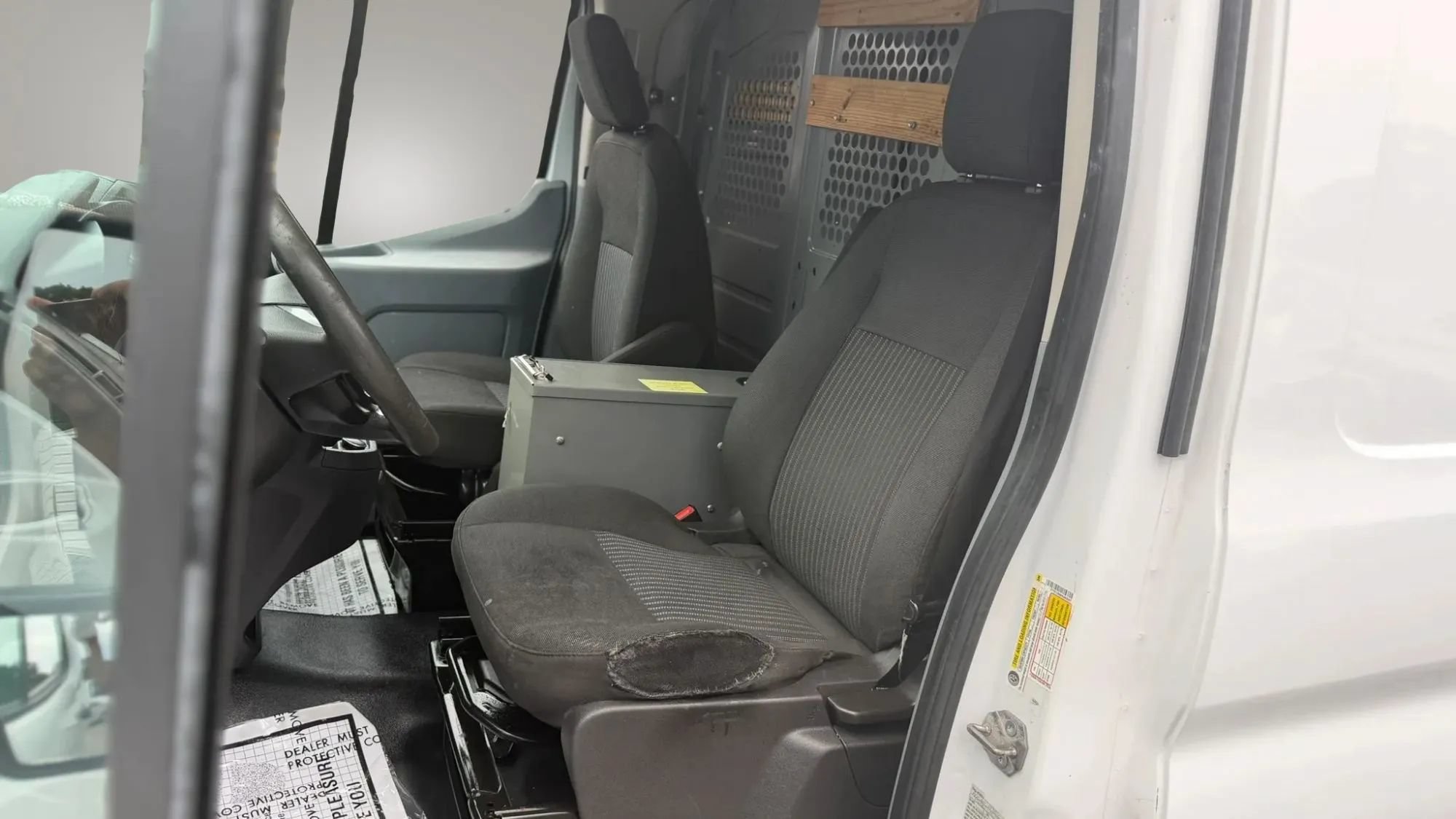 Used 2019 Ford Transit 150 130 Low Roof RWD image 12