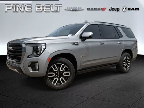 Used 2024 GMC Yukon AT4 w/ Technology Package AWD/4WD image 1