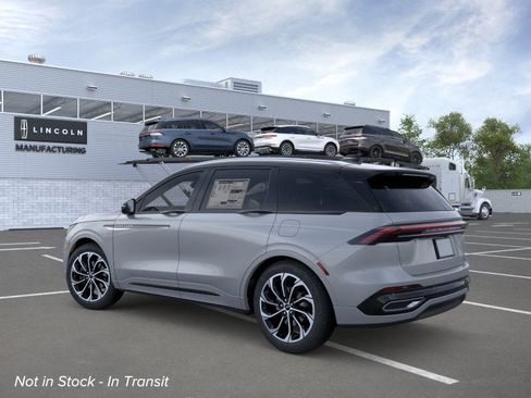 New 2026 Lincoln Nautilus Reserve AWD/4WD image 4