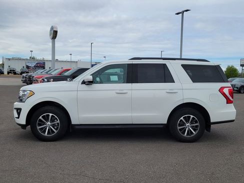 Used 2020 Ford Expedition XLT AWD/4WD image 2