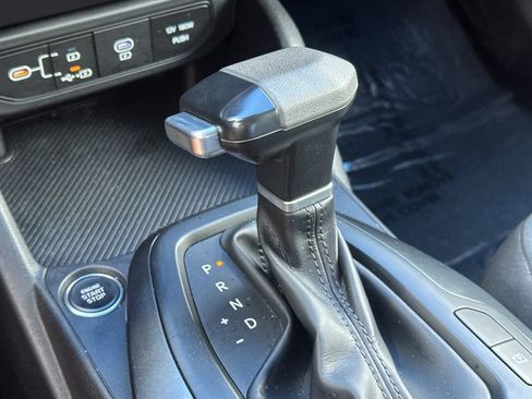 Used 2025 Kia K4 FWD image 20