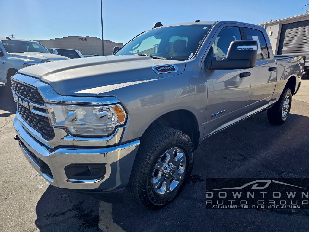 Used 2024 RAM 2500 Big Horn AWD/4WD image 7
