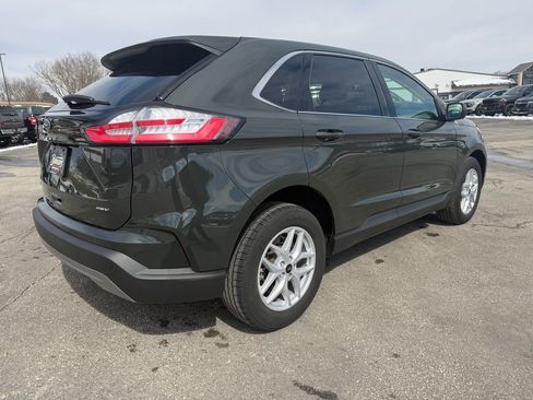 Used 2024 Ford Edge SEL w/ Convenience Package image 5