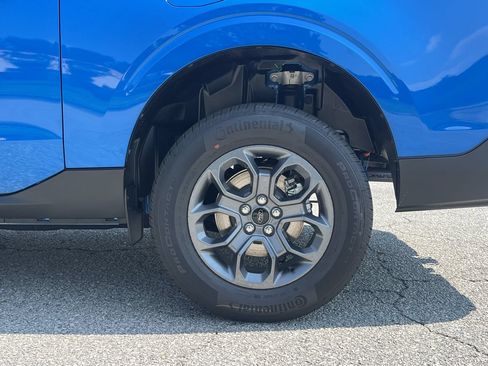New 2026 Ford Maverick XLT w/ XLT Luxury Package FWD image 25