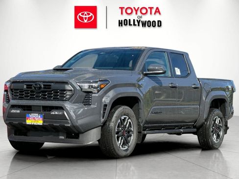 New 2026 Toyota Tacoma TRD Sport image 7