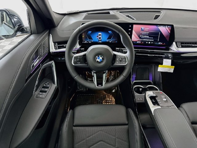 Used 2026 BMW X2 xDrive28i w/ Technology Package AWD/4WD image 24