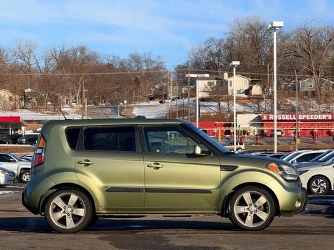 Used 2011 Kia Soul ! image 5