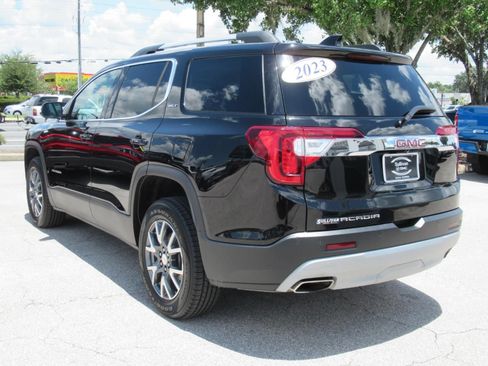 Used 2023 GMC Acadia SLT FWD image 5