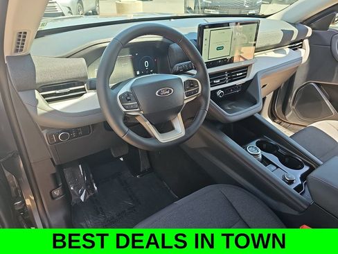 New 2026 Ford Explorer Active RWD image 17