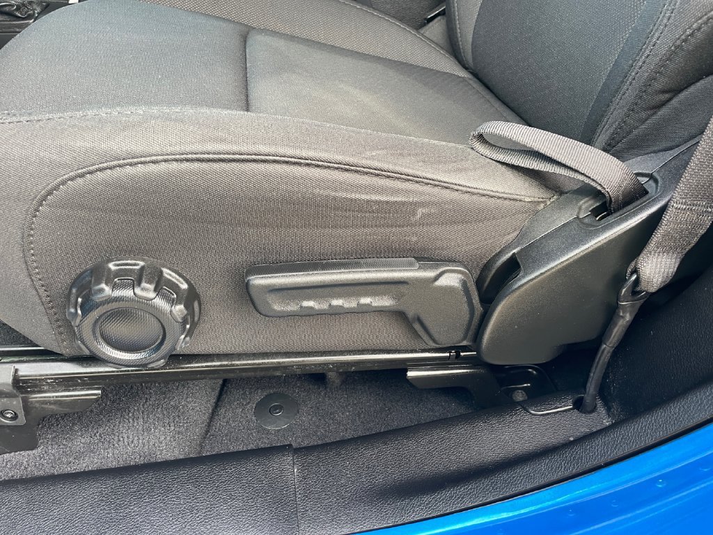 Certified 2023 Jeep Wrangler Sport AWD/4WD image 20