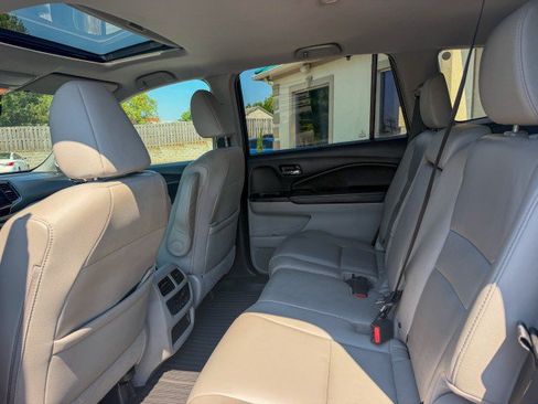 Used 2021 Honda Pilot EX-L image 6