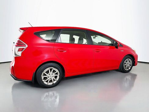 Used 2016 Toyota Prius V Three image 7
