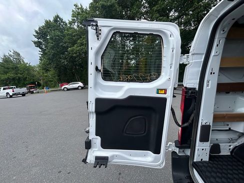 Used 2025 Ford Transit 250 Low Roof w/ Exterior Upgrade Package RWD image 8