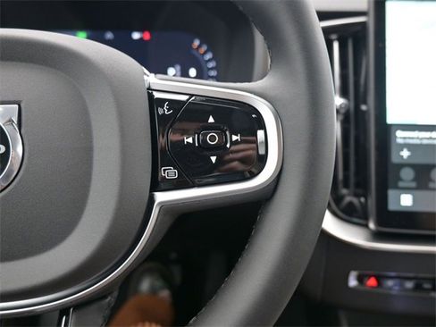 New 2026 Volvo XC90 B6 Ultra image 25