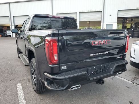 Used 2023 GMC Sierra 1500 AT4 w/ AT4 Premium Package image 3