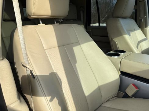 Used 2017 Ford Expedition EL Limited w/ Equipment Group 301A image 31