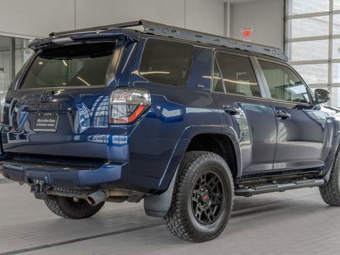 Used 2021 Toyota 4Runner SR5 Premium w/ Moonroof Package image 27