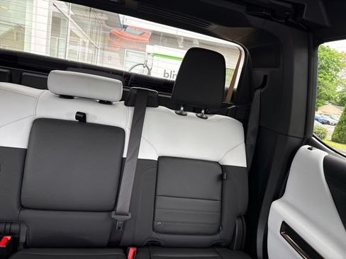 Used 2024 GMC Hummer EV 3X w/ LPO, Illumination Package AWD/4WD image 13