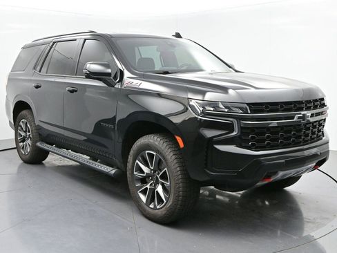 Used 2021 Chevrolet Tahoe Z71 w/ Z71 Signature Package AWD/4WD image 2