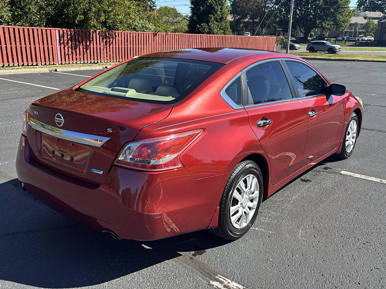 Used 2013 Nissan Altima 2.5 S FWD image 7