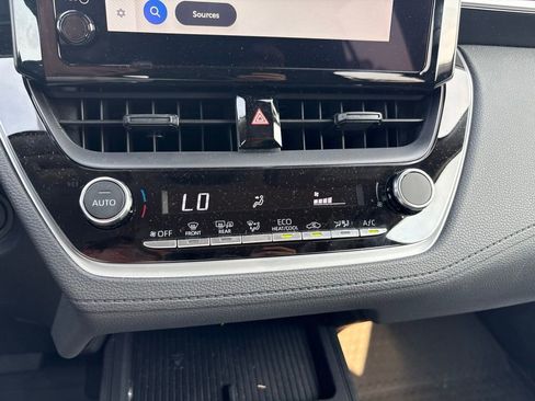 Certified 2026 Toyota Corolla Cross LE FWD image 17