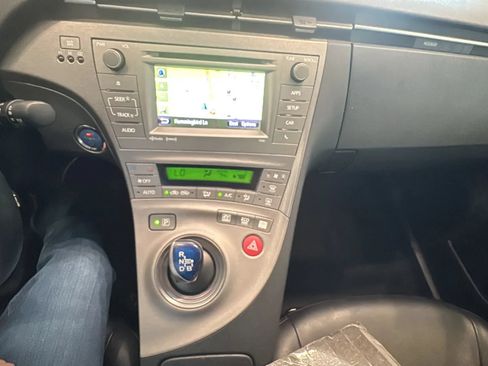 Used 2013 Toyota Prius Persona Series FWD image 40
