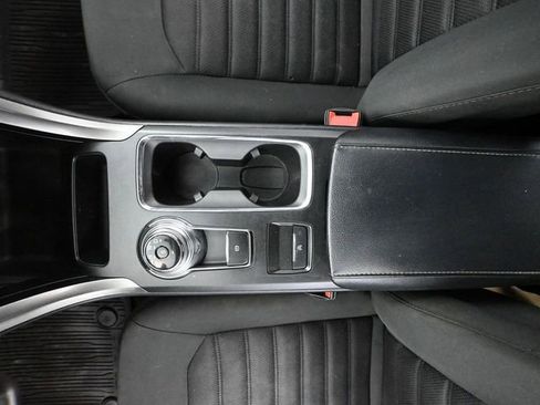 Used 2017 Ford Fusion SE image 30