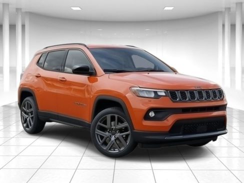 New 2026 Jeep Compass Latitude AWD/4WD image 5