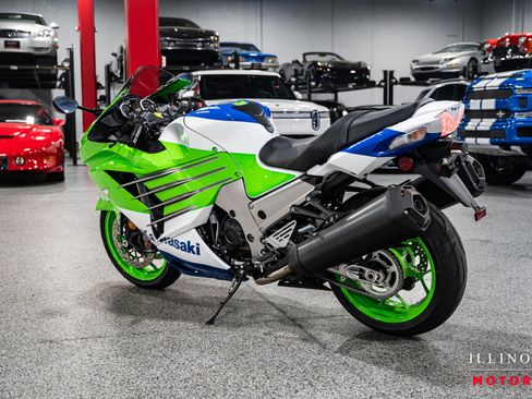 Used 2024 Kia Telluride image 3