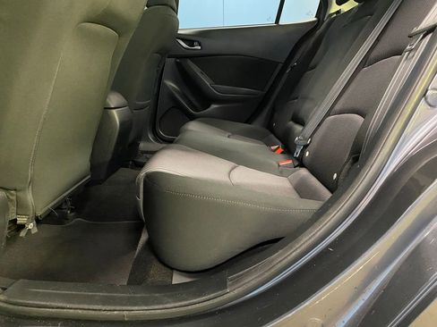 Used 2015 MAZDA MAZDA3 i Touring w/ Technology Package image 33