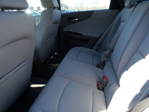 Used 2021 Chevrolet Malibu LS image 22