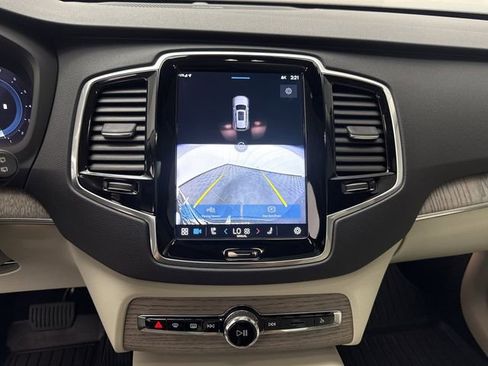Certified 2024 Volvo XC90 B6 Plus w/ Protection Package Premier image 23