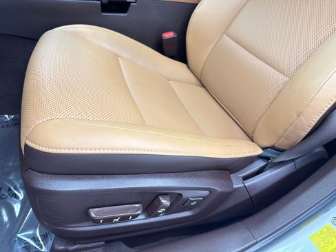 Used 2018 Lexus ES 350 w/ Premier Package FWD image 36