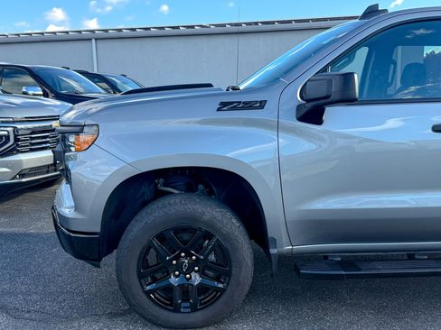 Certified 2024 Chevrolet Silverado 1500 Custom Trail Boss w/ LPO, Dark Essentials Package image 10