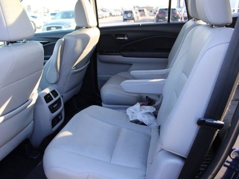Used 2019 Honda Pilot Elite image 26