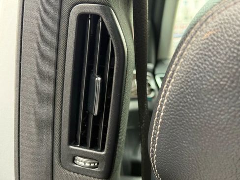 Used 2014 Mercedes-Benz GL 450 4MATIC image 46