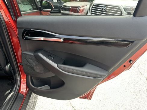 Certified 2025 Kia Seltos SX AWD/4WD image 19
