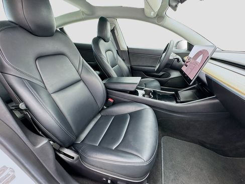 Used 2019 Tesla Model 3 Long Range AWD/4WD image 19