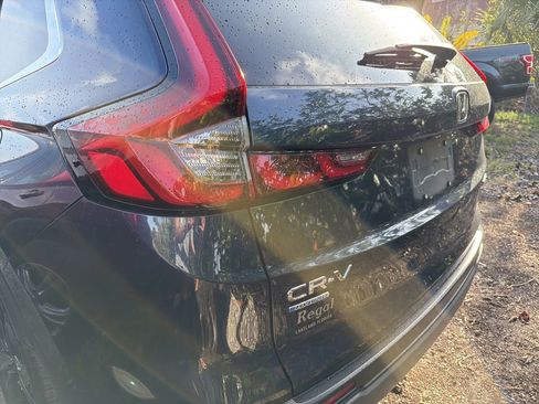 Used 2025 Honda CR-V Sport Touring image 8