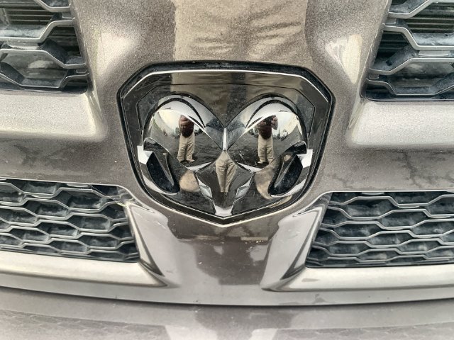 Used 2019 RAM 1500 Express w/ Wheel & Sound Group AWD/4WD image 27