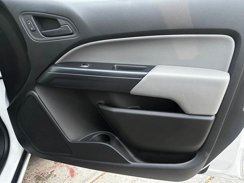 Used 2020 Chevrolet Colorado W/T w/ WT Convenience Package image 15