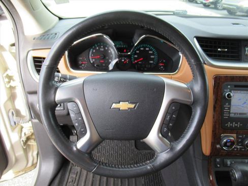 Used 2014 Chevrolet Traverse LTZ image 17