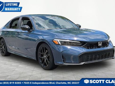 Used 2025 Honda Civic Sport image 1