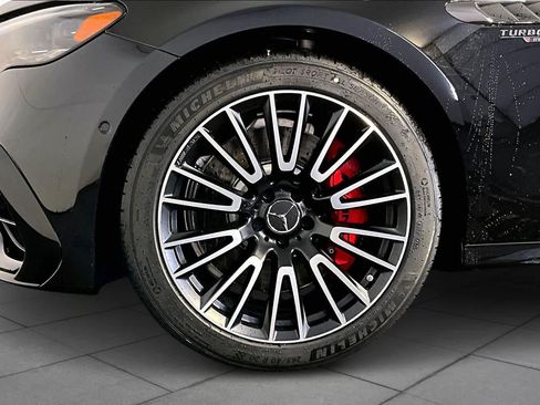 New 2026 Mercedes-Benz E 53 AMG e 4MATIC Sedan image 17