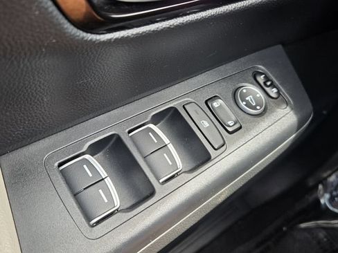 Used 2023 Honda CR-V EX-L image 28