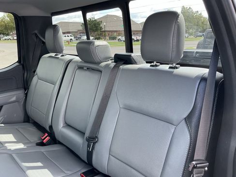 Used 2022 Ford F150 Lariat w/ Equipment Group 501A Mid image 40